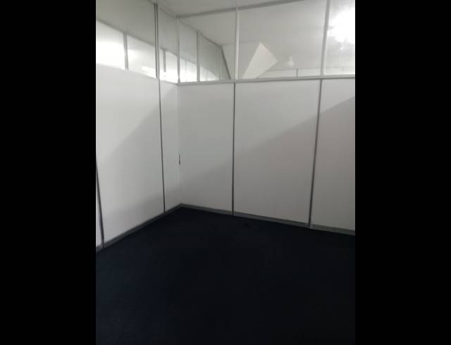 84M² RETAIL TO LET IN STAMFORD HILL